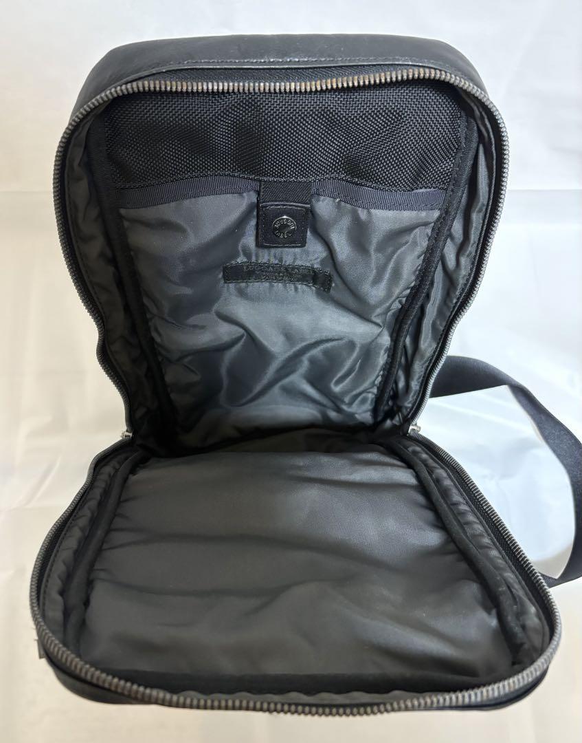 LUGGAGE LABEL 吉田カバン エレメント スリングショルダーバッグ