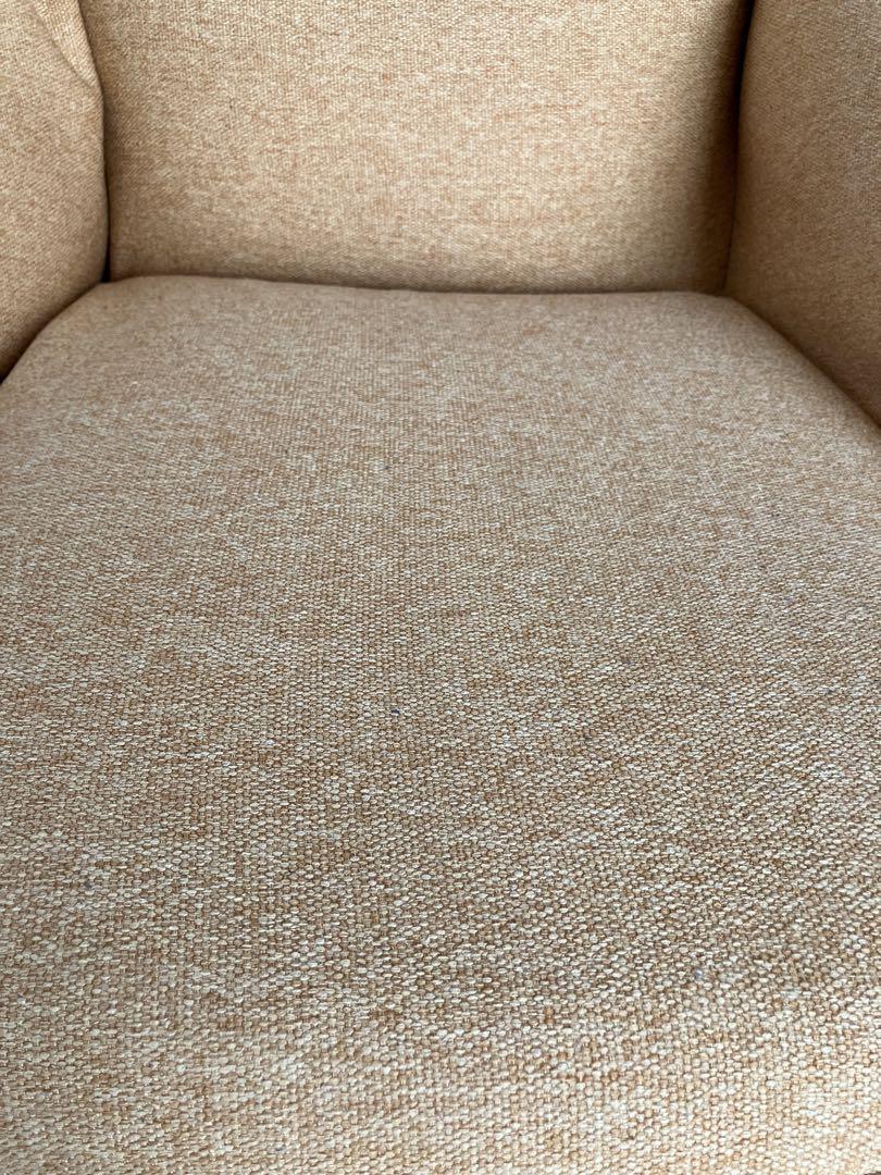 空気でできたソファ 無印良品 黄色