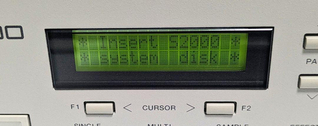 AKAI MIDI STEREO DIGITAL S2000 サンプラー