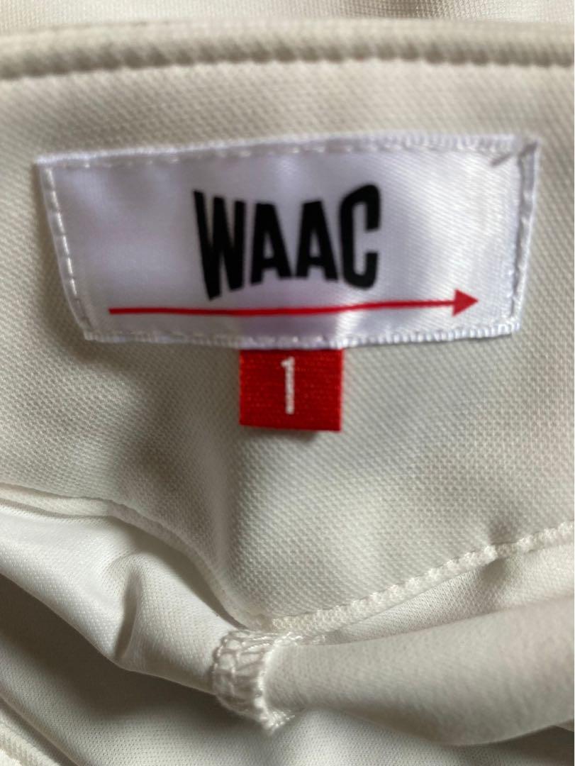 ラウンド未使用WACCスカート　1