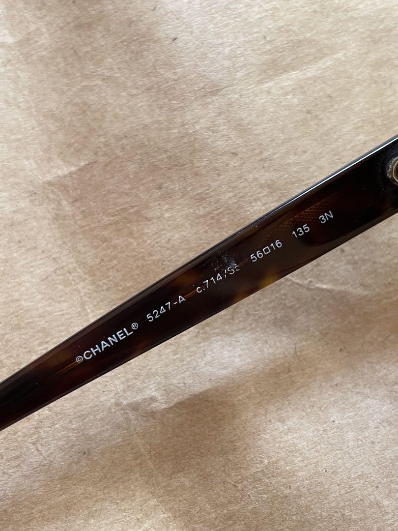 【CHANEL】シャネル　(サングラス、箱、ケース、カード付)