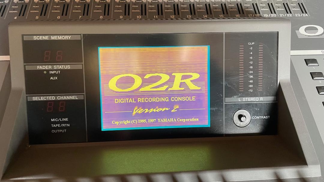 O2R ヤマハ デジタル RECORDING CONSOLE 中古品 ケース付