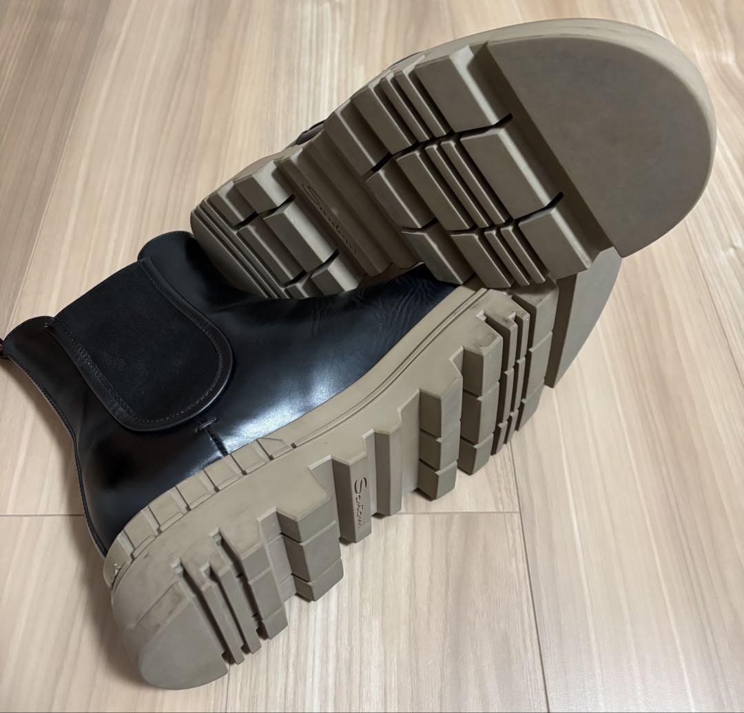 希少品 Santoni サントーニ ブラックレザー ブーツ 7.5 サイドゴア