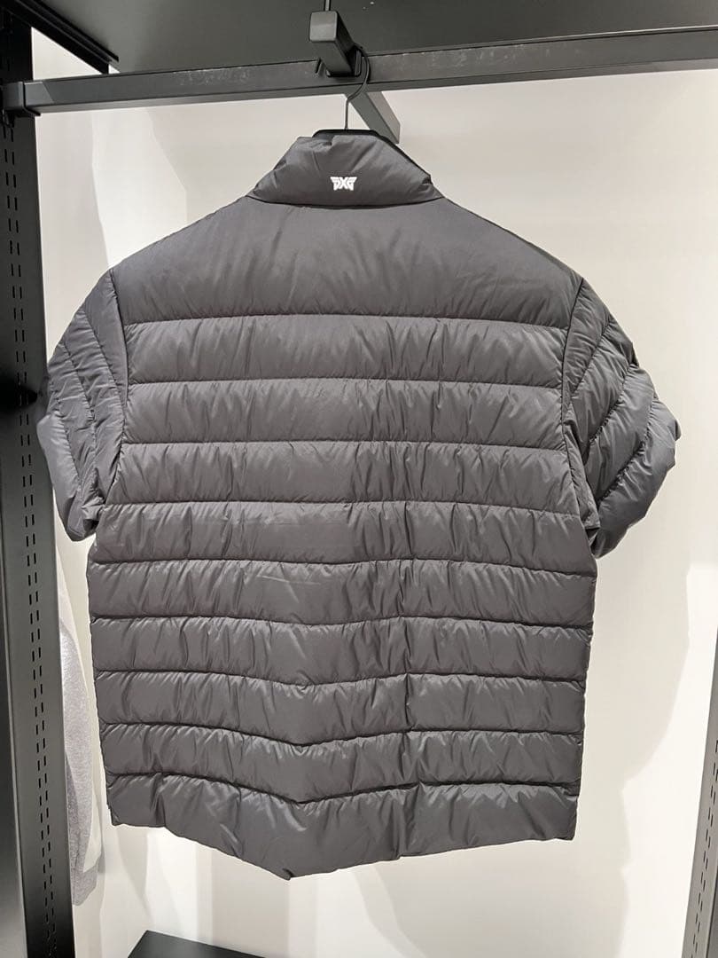 PXG ブラック ダウンベスト ゴルフウェア メンズ ダウンジャケット 半袖 PXG ブラック ダウンベスト ゴルフウェア メンズ ダウンジャケット