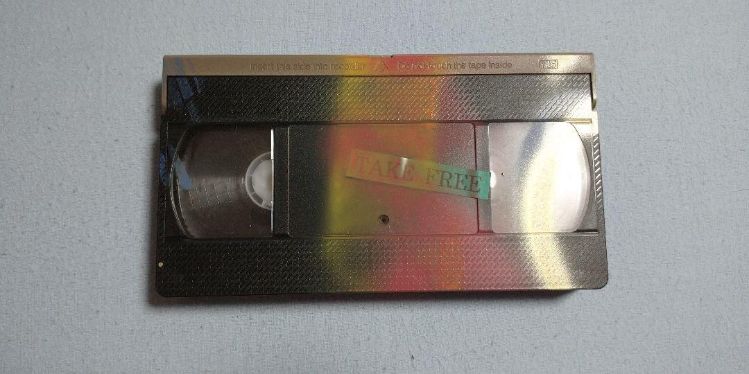 フリー配布VHS+白Tシャツ
