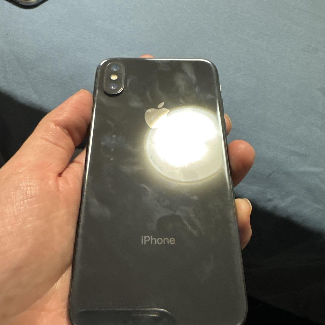 Apple iPhone X 本体　Sim フリー