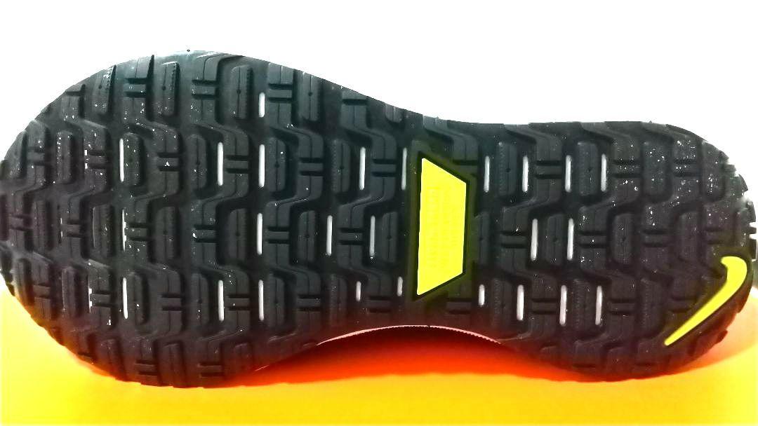 ラン４ゴアテックス Nike