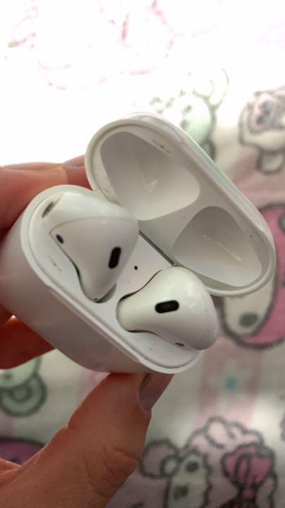 最新作特価 Apple 第一世代 EYeMF-m52030828025 AirPods 100%新品正規品