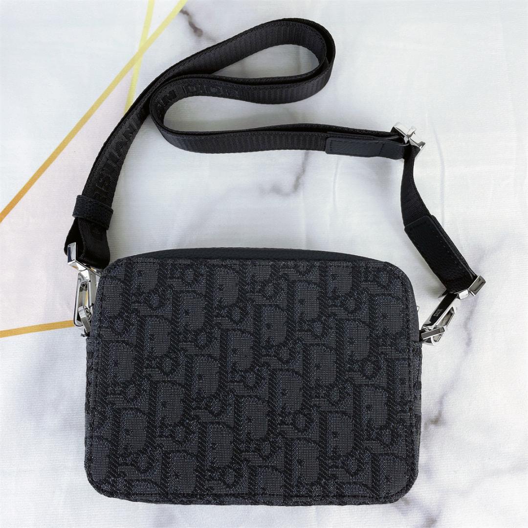 Christian Dior クリスチャンディオール　ショルダーバック