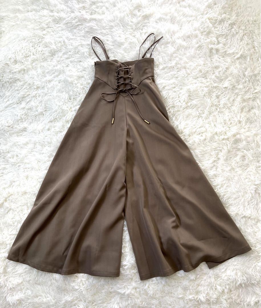 JENNE ジェンヌ　バックレースアップフレアパンツ　ベージュ　Sサイズ