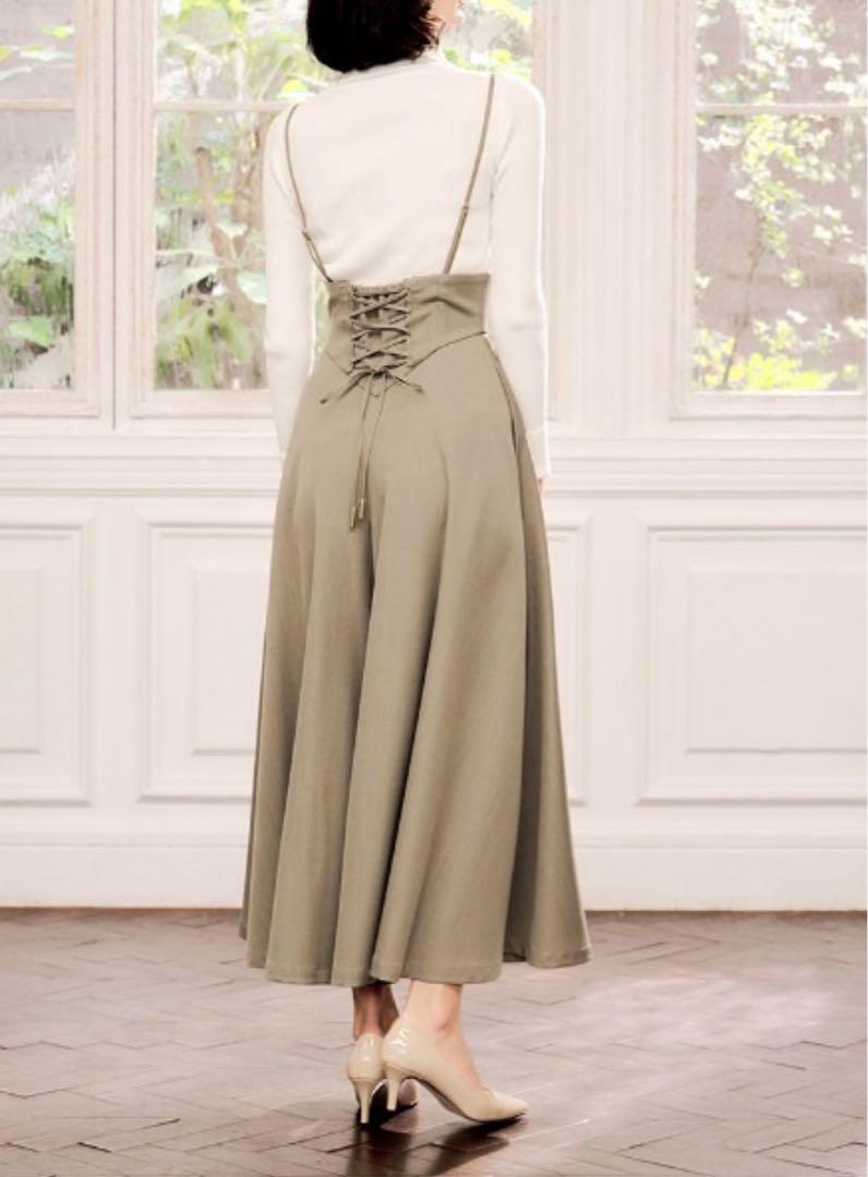 JENNE ジェンヌ　バックレースアップフレアパンツ　ベージュ　Sサイズ