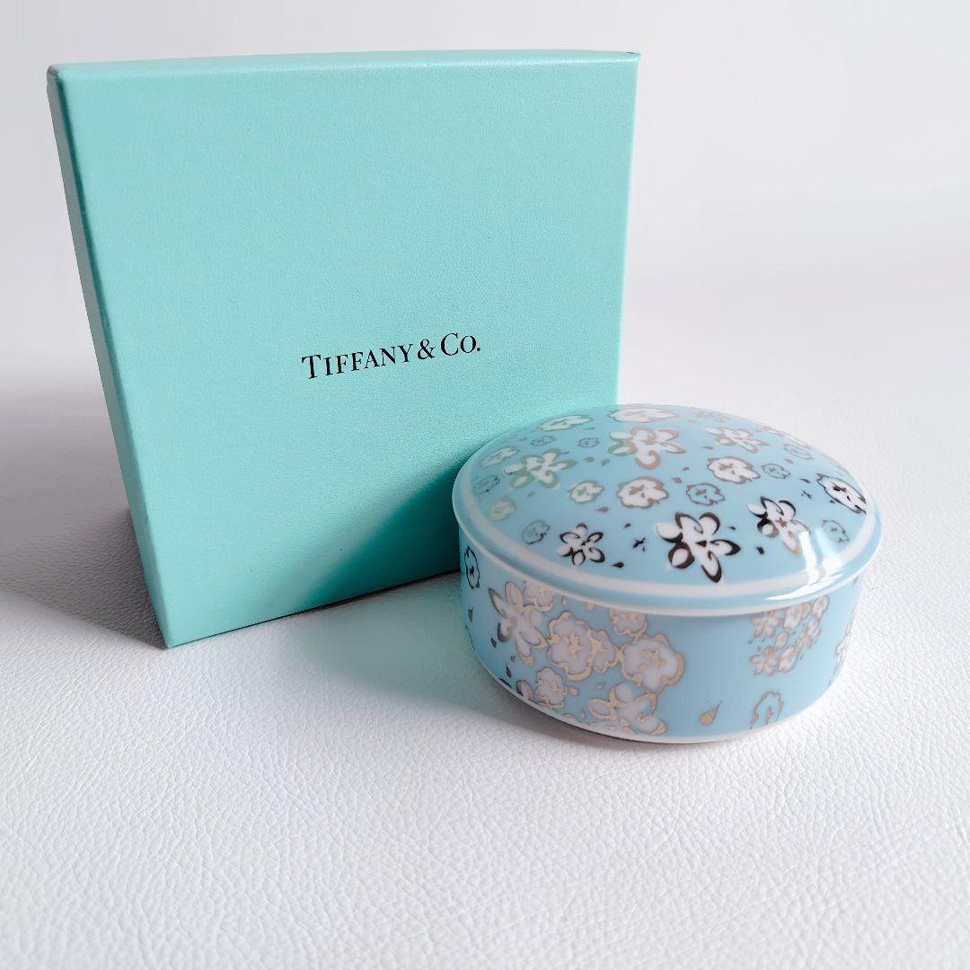 箱付 ティファニー ボンボニエール かすみ草 アクセサリーケース