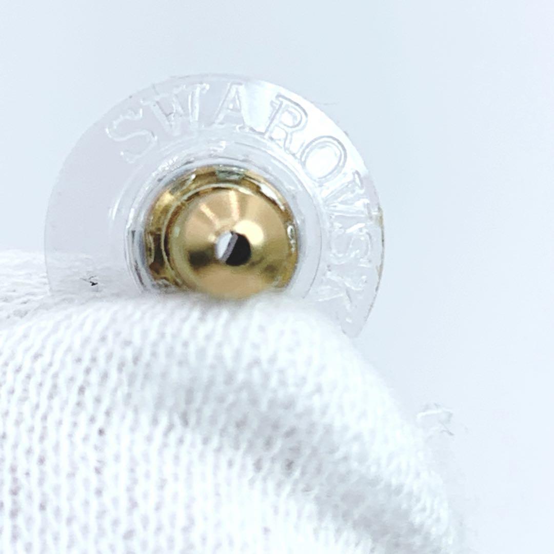 【極美品】SWAROVSKI　スワロフスキー　マルチカラー　ピアス　卵型　小さめ