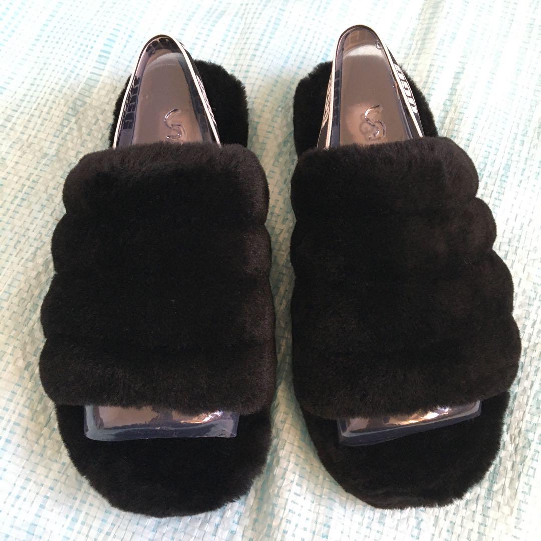 新品⬛︎UGG⬛︎FLUFF YEAH SLIDE⬛︎23.5⬛︎ファーサンダル