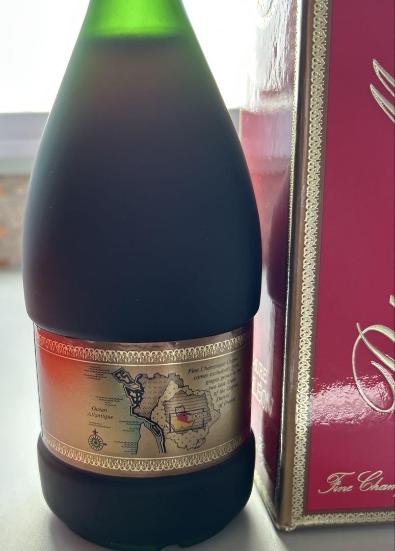 【未開栓】古酒 REMYMARTIN 700ml セントーナポレオンブランデー 未開栓】古酒 REMYMARTIN 700ml セントーナポレオンブランデー