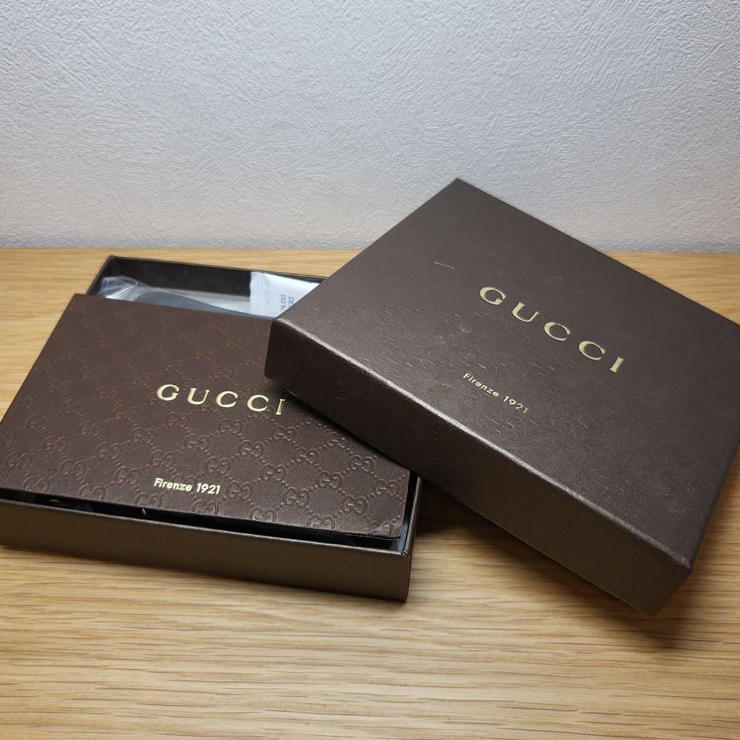 【希少】GUCCI　グッチ　二つ折り財布　グッチシマ　GG　インターロッキング