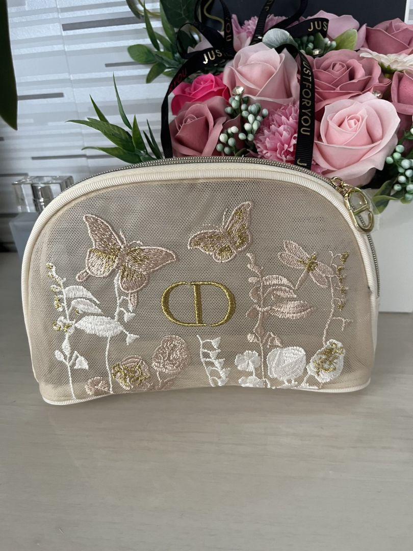 Dior 刺繍ポーチ ベージュ - メルカリ