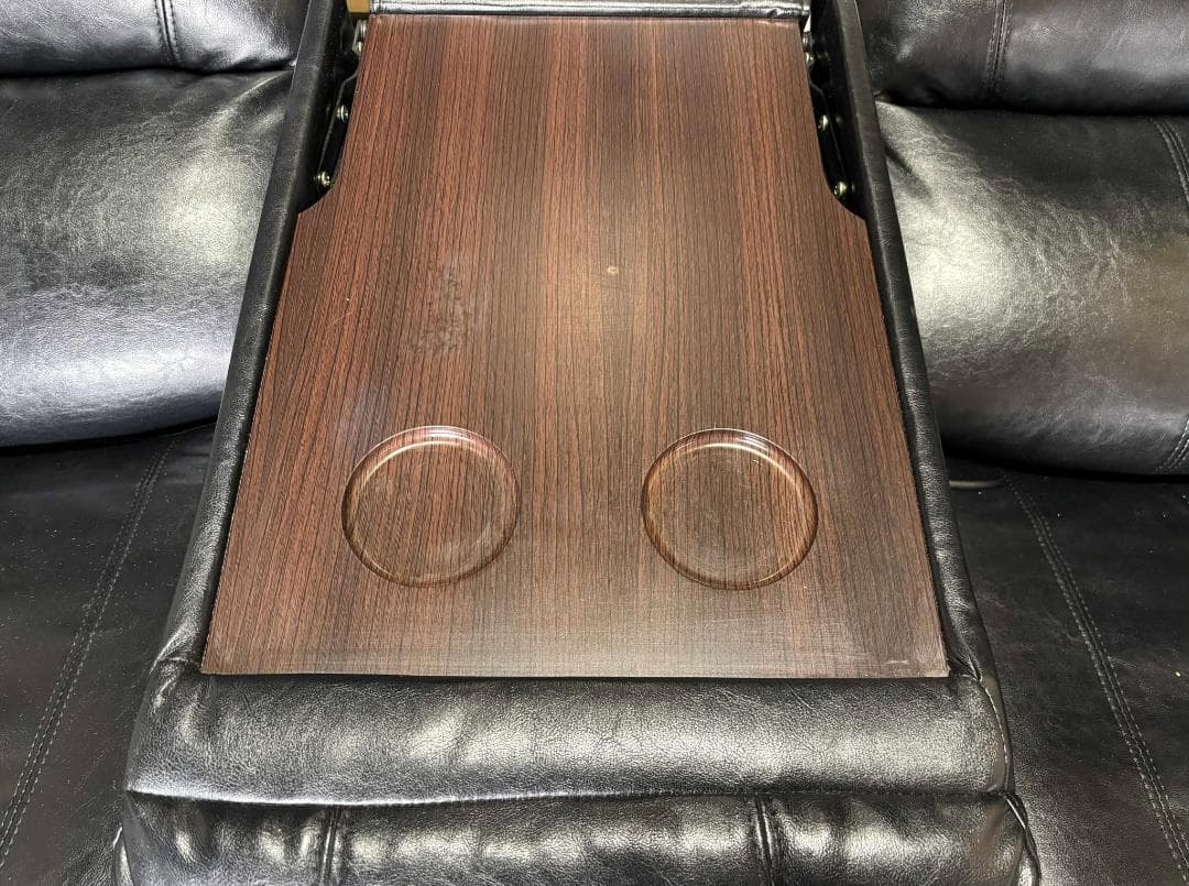 おしゃれ 電動リクライニングソファ3人掛けレザーソファ幅190cmUsed やや傷や汚れあり NEXPOTALLINN_EU