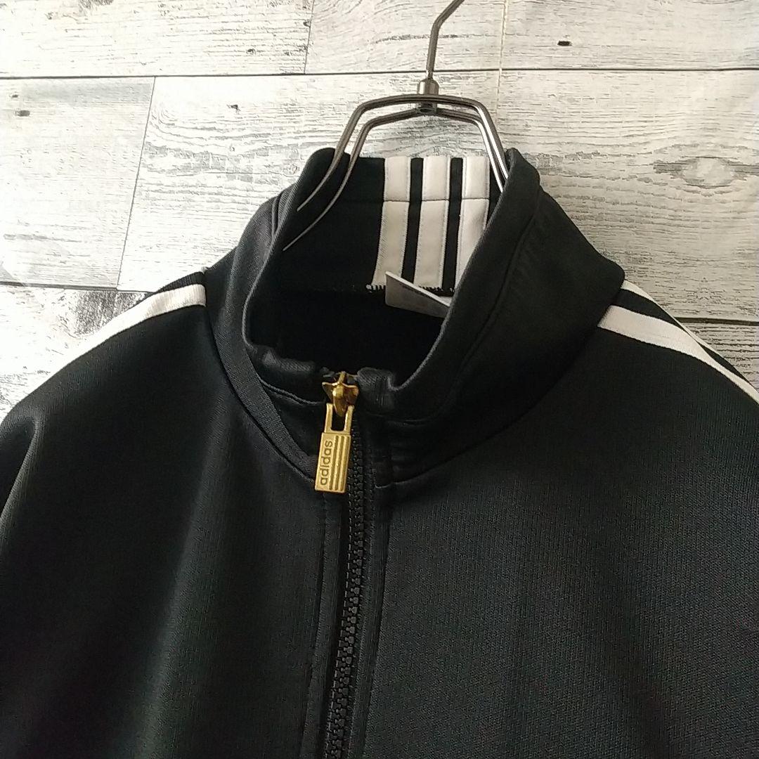 90s adidas デサント製 短丈トラックジャケット 古着 cityboy黒 adidas 90sトラックジャケット ジャージ デサント 黒色 JASPO O