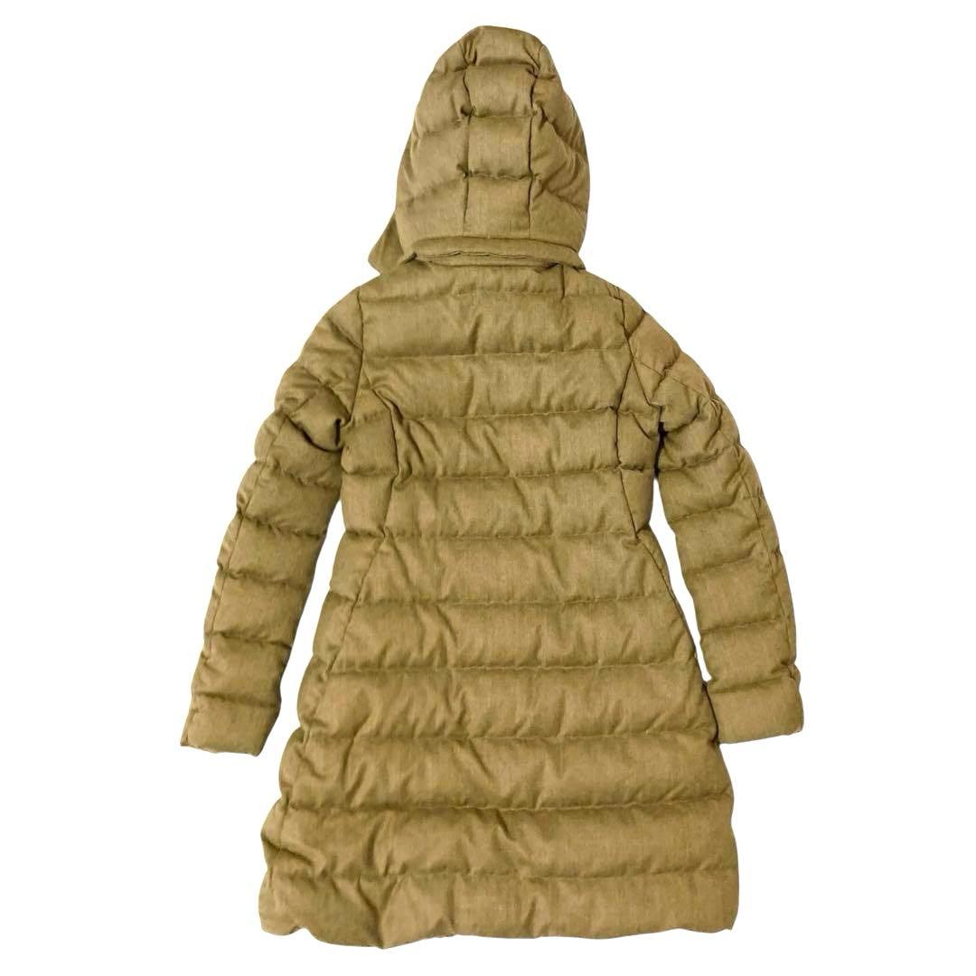 【美品】TATRAS LAVIANA ラクーンファー Aライン サイズ2 【美品】TATRAS LAVIANA ラクーンファー Aライン サイズ2