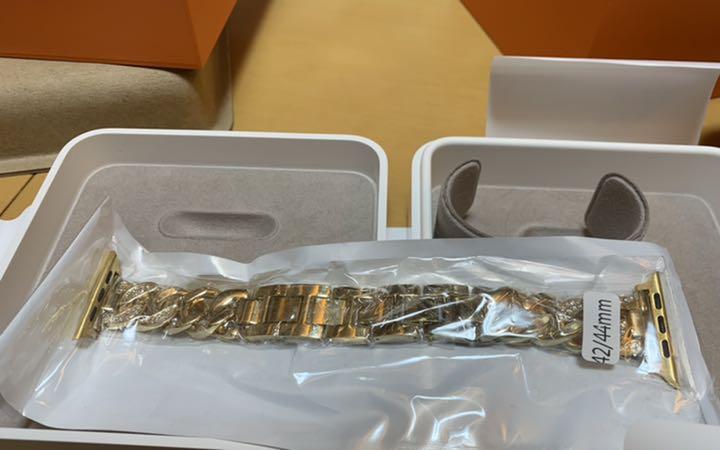 クォーツ・ Apple Watch Series 3 42mm Hermês SVF9C-m52068900360 マネー