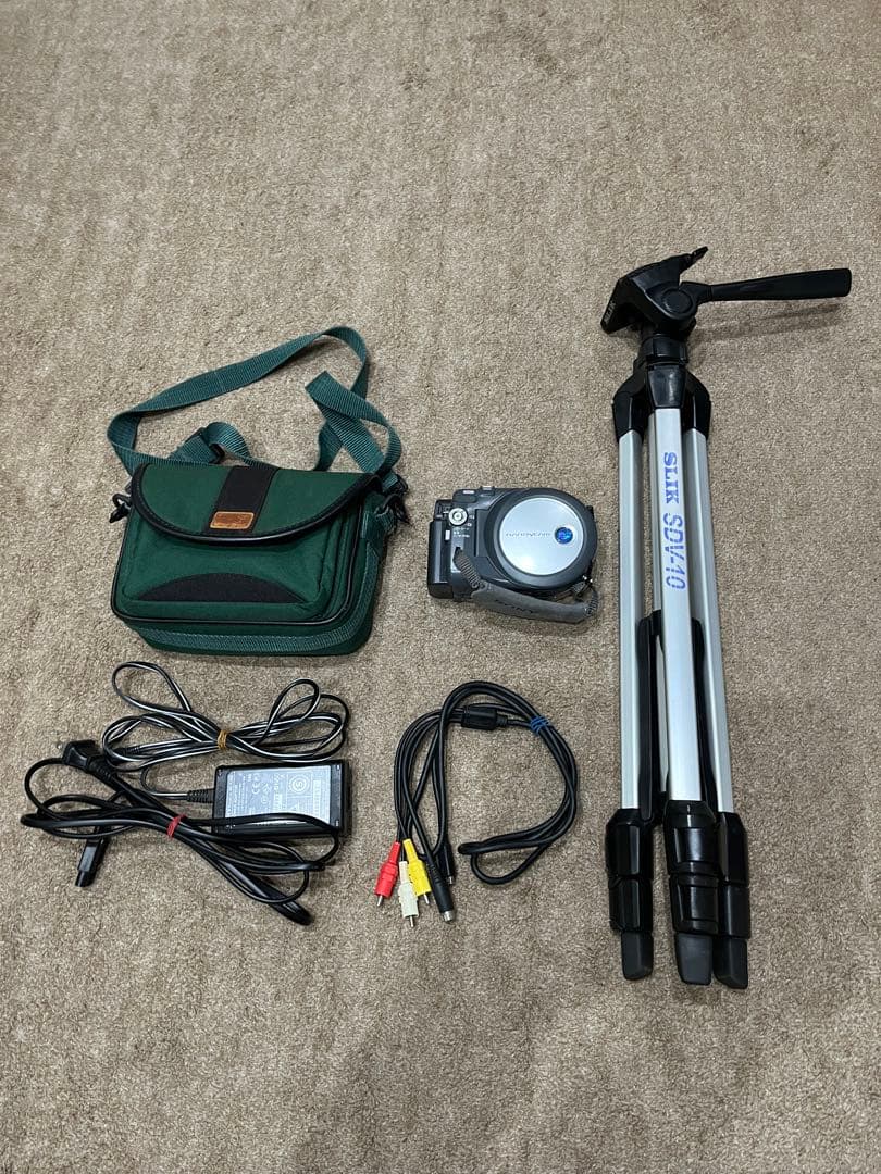 フルハイビジョン画質対応！ JVC Everioビデオカメラ GZ-E100 ✨訳アリ