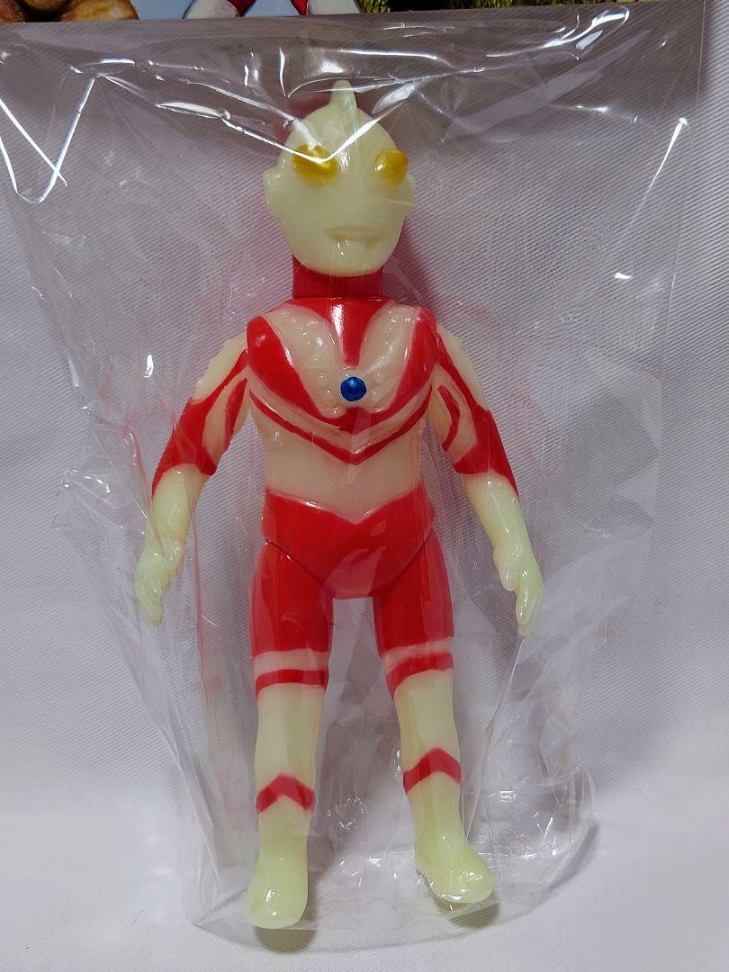 ヤモマーク ウルトラマンゾフィー アメイジング商店街
