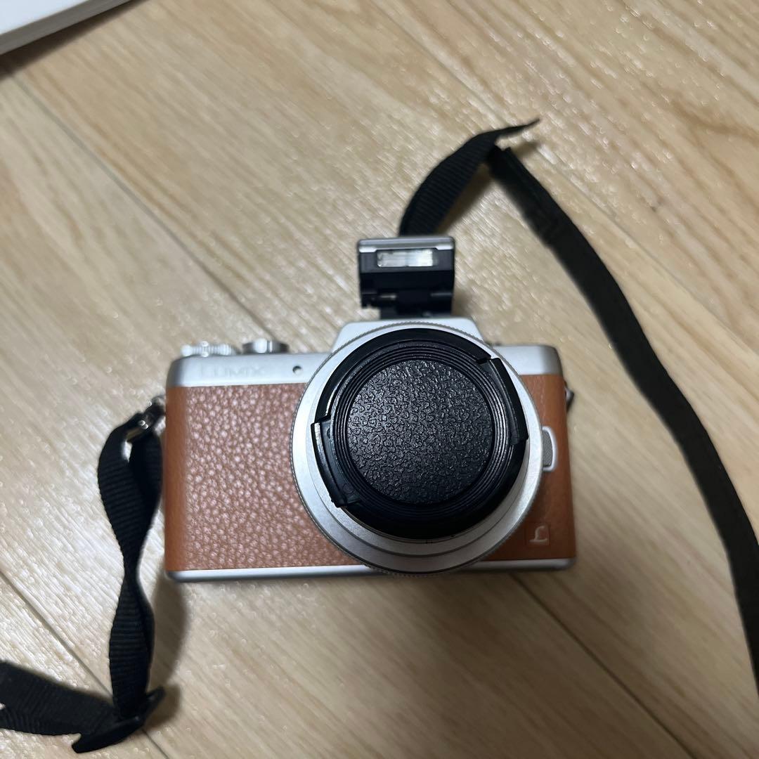 パナソニック　LUMIXG dmc-gf7w ブラウン　【動作確認済】