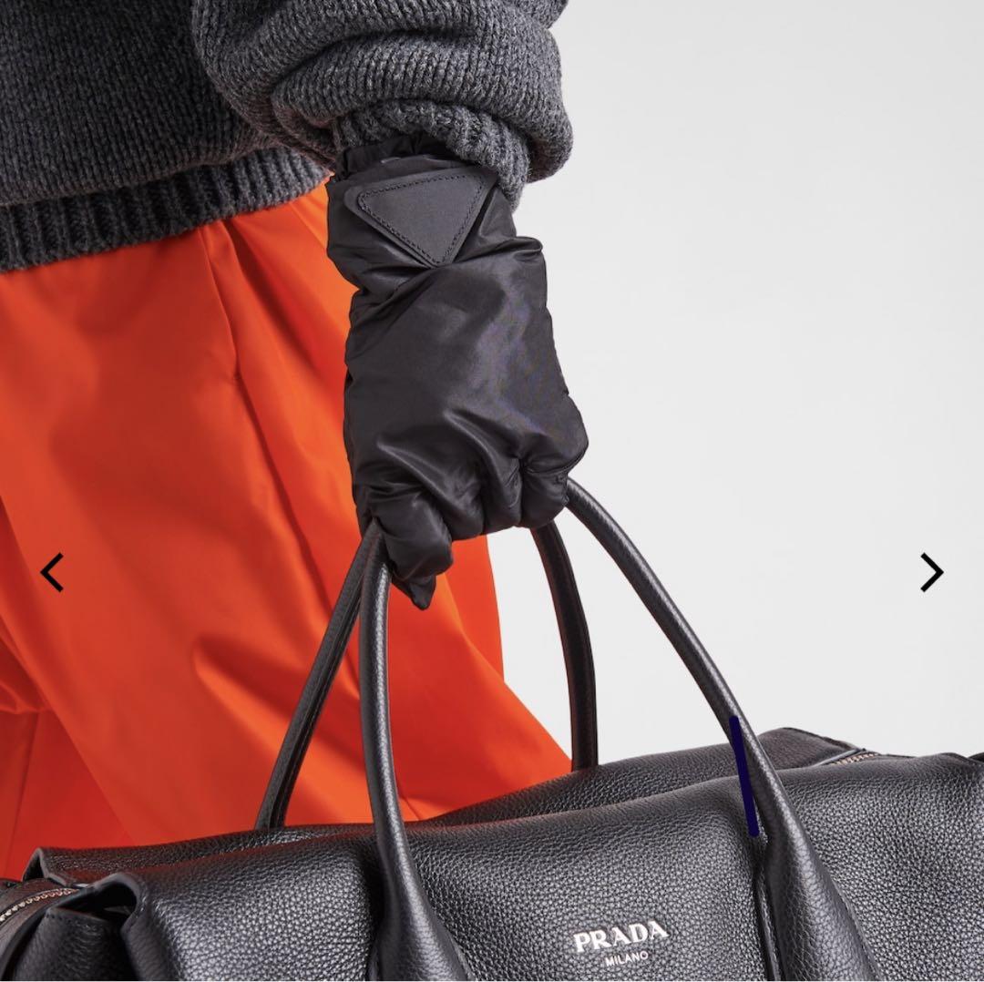 【PRADA】入手困難★RE-NYLON シアリング グローブ PRADA Re-Nylon グローブ 手袋 - メルカリ