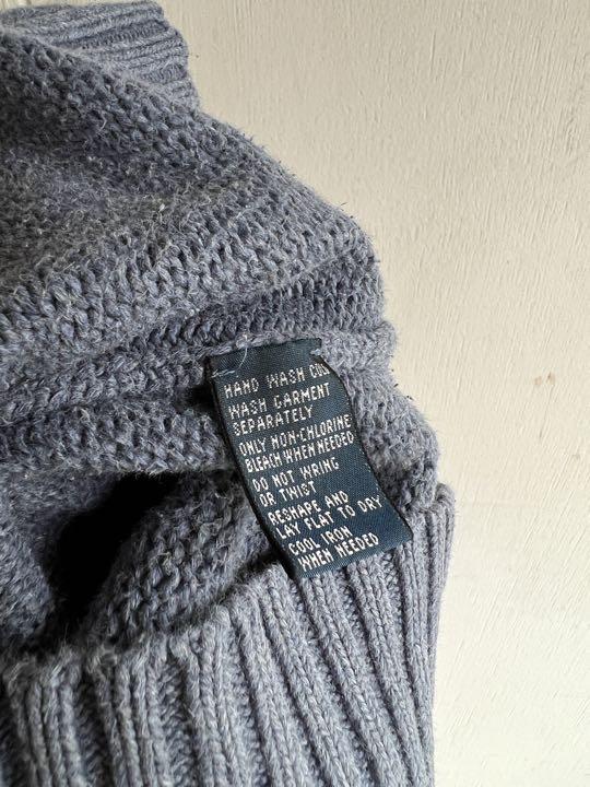 今月中に処分予定のためお値下げしています。 Vintage polo knit