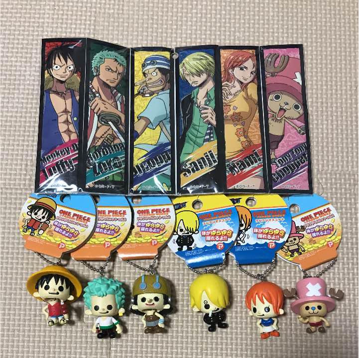 ワンピースキーホルダー6個 Amazon.co.jp: 6個ワンピースキーチェーン, モンキー・D・ルフィ