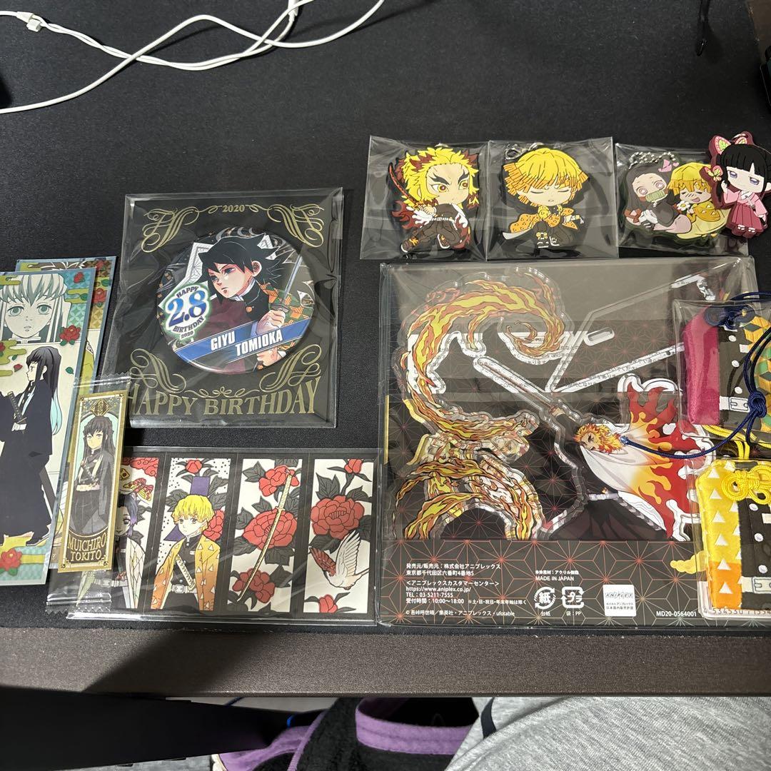 鬼滅の刃　まとめ売り 鬼滅の刃グッズまとめ売り - メルカリ