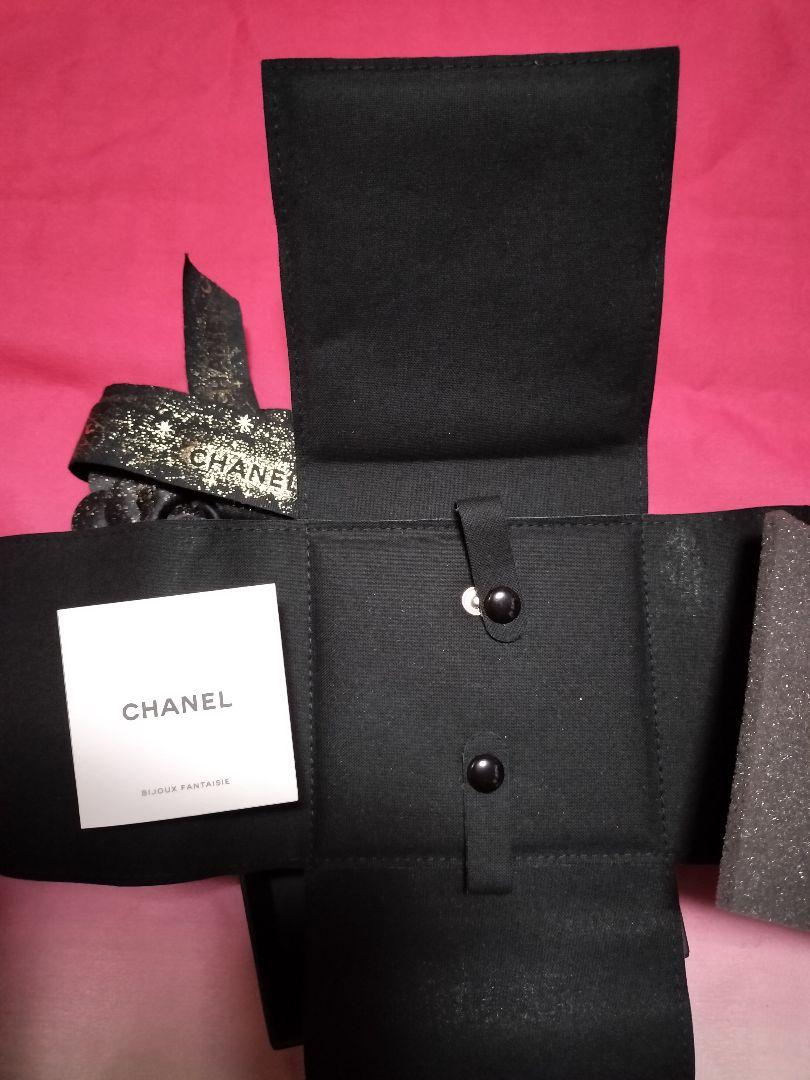 CHANEL アクセサリー空箱 ピアス空箱 - メルカリ