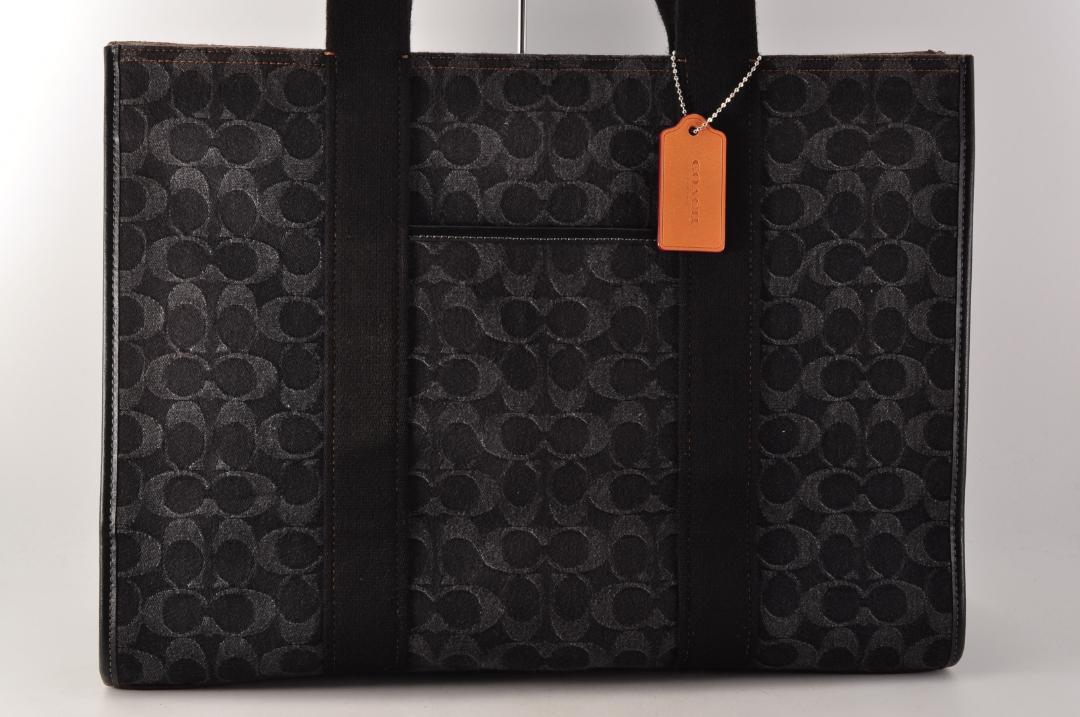 未使用 COACH コーチ CQ672 ラージスミス デニム トートバッグ