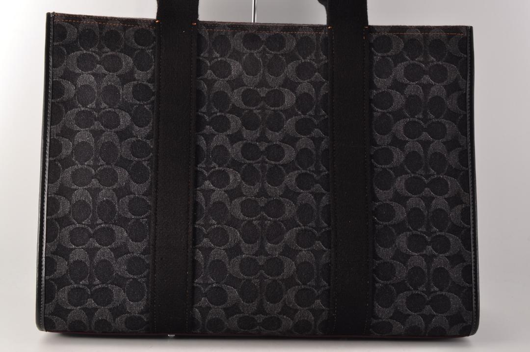 未使用 COACH コーチ CQ672 ラージスミス デニム トートバッグ