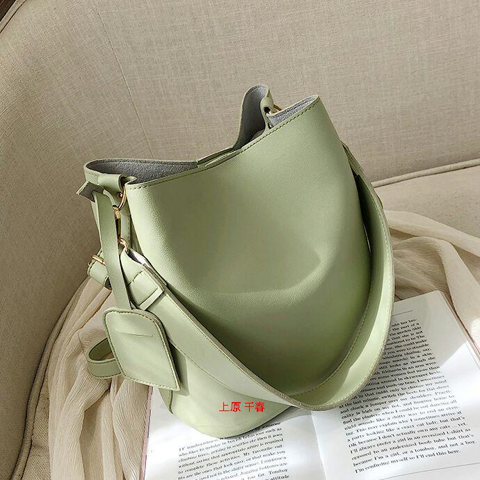 通販NEW 野生のレトロファッションメッセンジャーバッグショルダーバケットバッグH g9vKl-m52093753363 格安新品