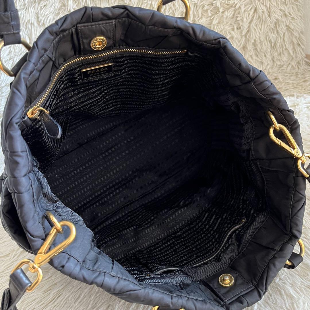 極美品✨PRADA ショルダーバッグ　2WAY キルティング　トートバッグ　黒