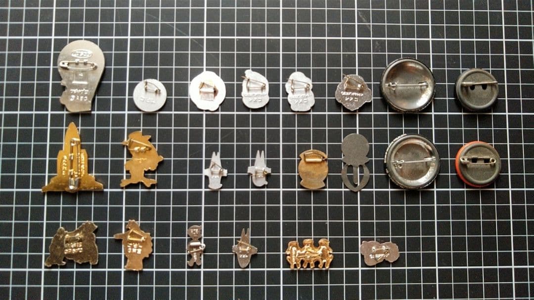 メタル製ピンバッジセット 多様なデザイン