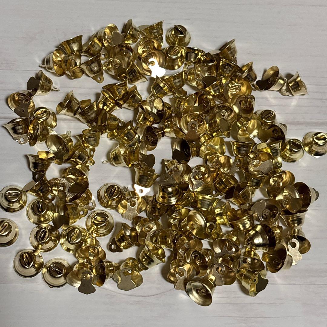 Operitacx 120個 ジングルベルゴールド 小さなベル クラフト用