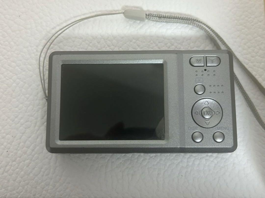 美品】movio コンパクトデジタルカメラ MAF100 - メルカリ