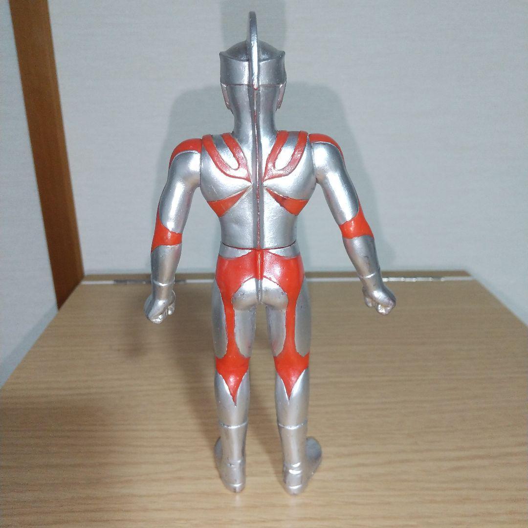 THE HERO