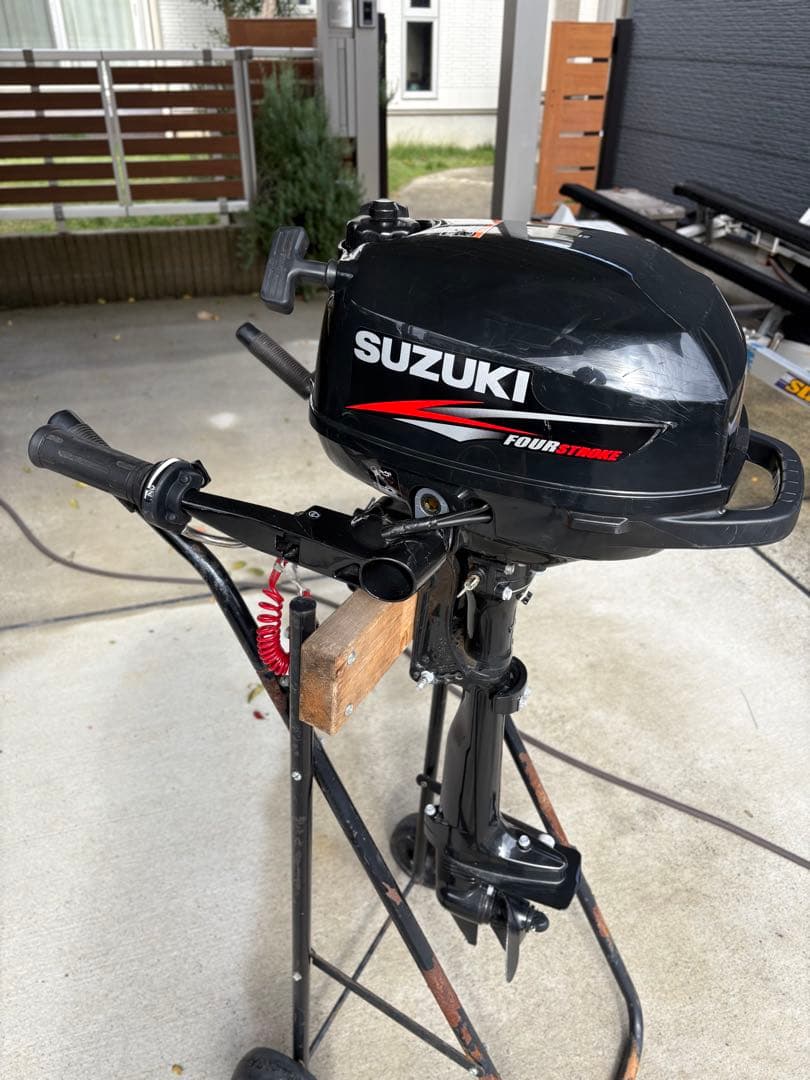 新潟市発 スズキ 2馬力 船外機 DF2 SUZUKI 00202F S足Suzuki