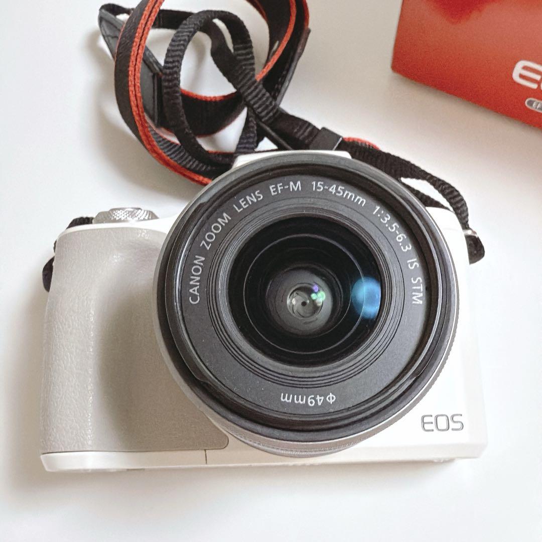Canon EOS Kiss M2ダブルレンズ キット