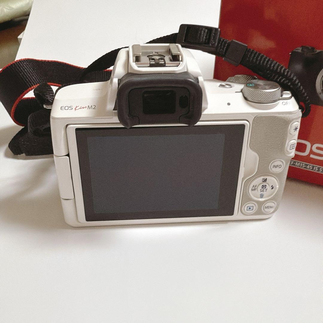 Canon EOS Kiss M2ダブルレンズ キット