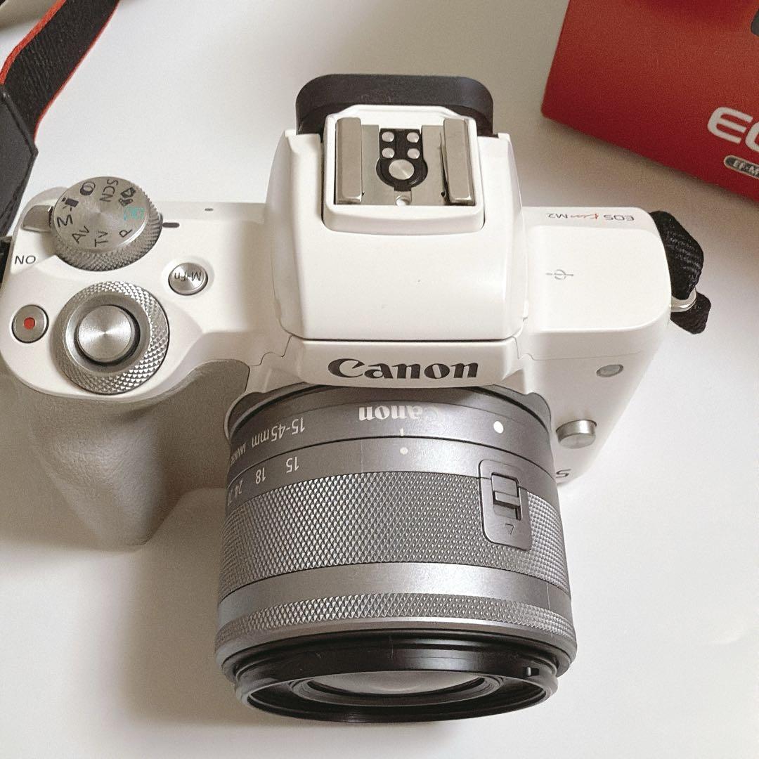 Canon EOS Kiss M2ダブルレンズ キット