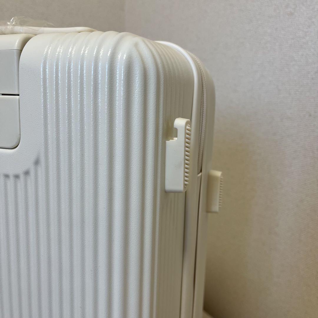 多機能⭐️スーツケース 白 S フロントオープン ドリンクホルダー 充電ポート付き