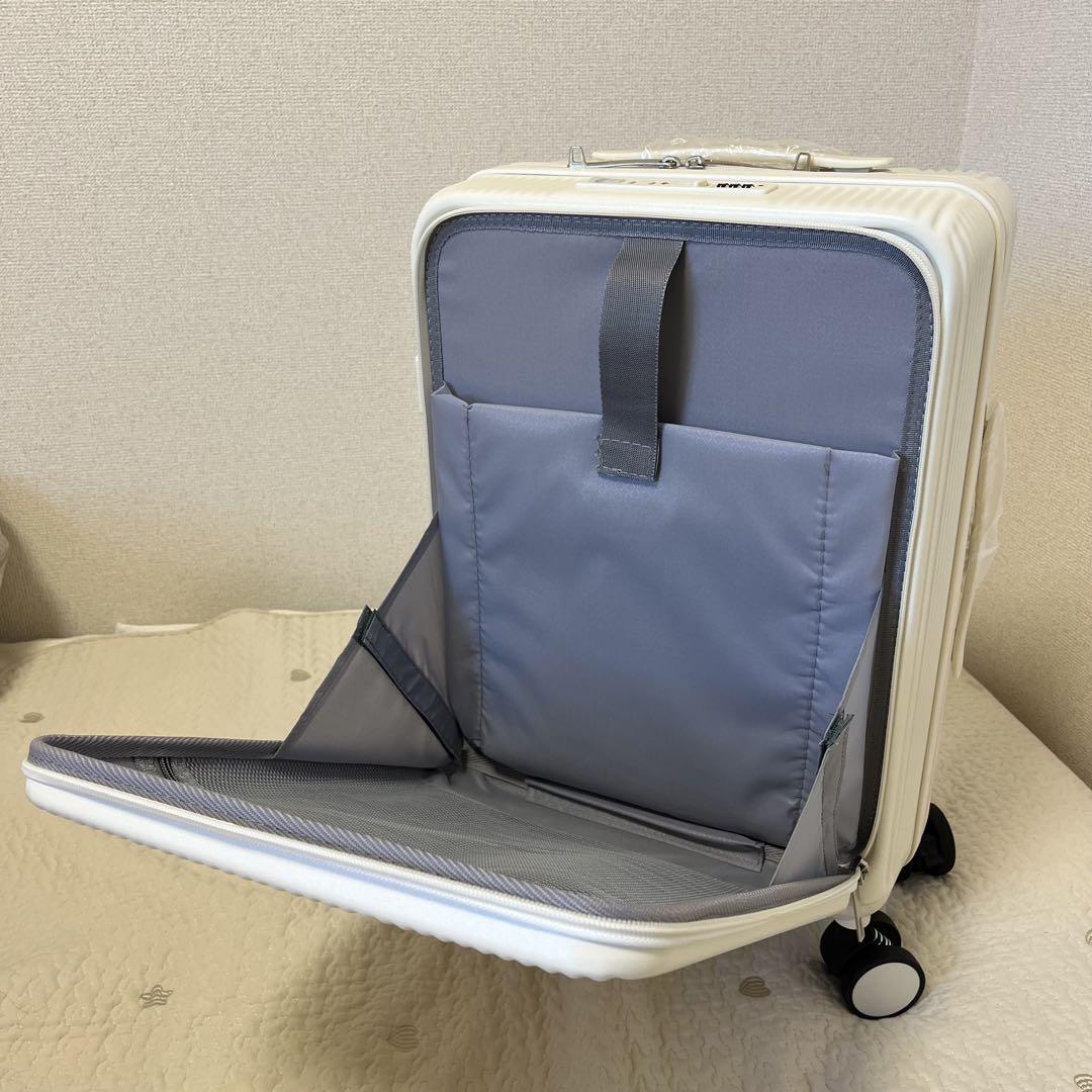 多機能⭐️スーツケース 白 S フロントオープン ドリンクホルダー 充電ポート付き