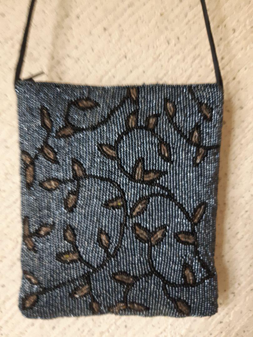 ビーズ刺繍ショルダーバッグ - メルカリ