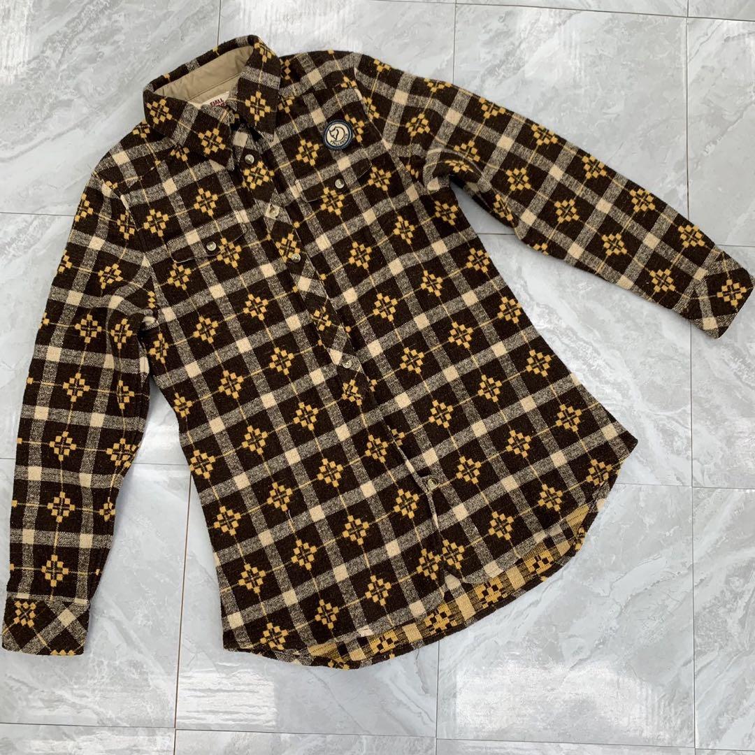 FJALL RAVEN シャツ チェック柄 長袖 厚手 刺繍ロゴ Mサイズ