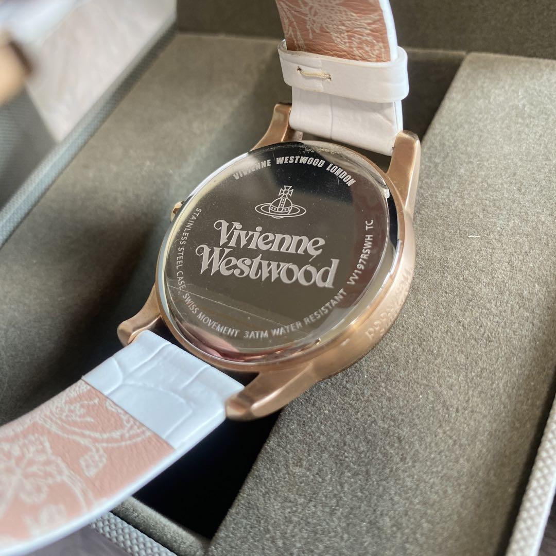 Vivienne Westwood ヴィヴィアン　ウエストウッド　腕時計